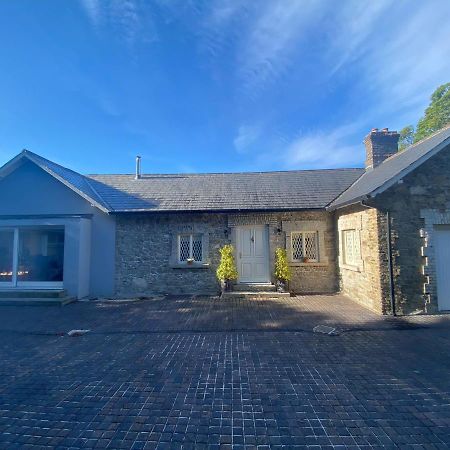 The Coach House Villa Dublin Exterior photo